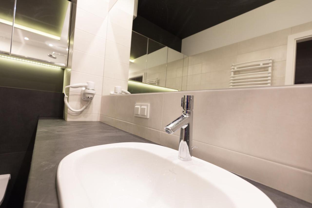 Apartlogy Aura2 78 - Experience Intelligent Living While Travelling Apartment Gdansk Ngoại thất bức ảnh