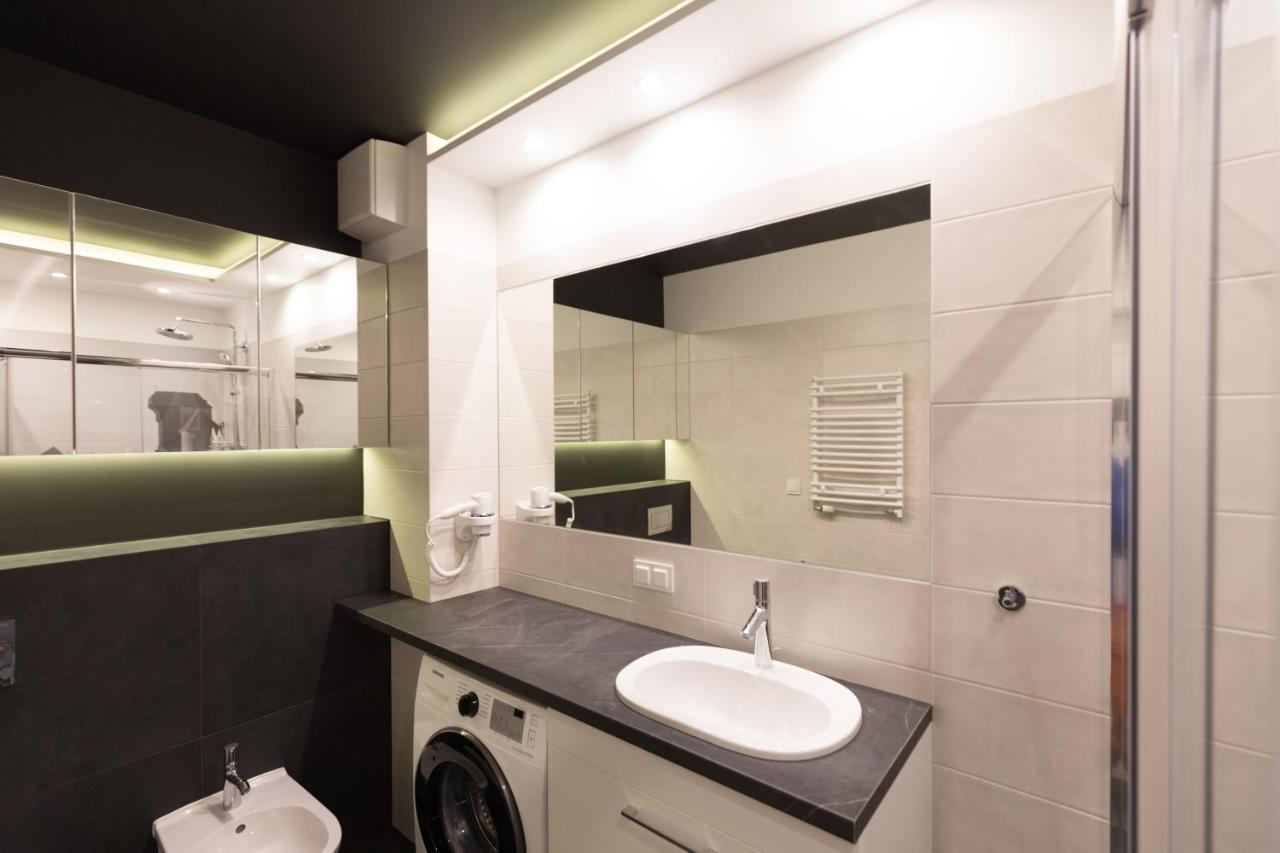 Apartlogy Aura2 78 - Experience Intelligent Living While Travelling Apartment Gdansk Ngoại thất bức ảnh